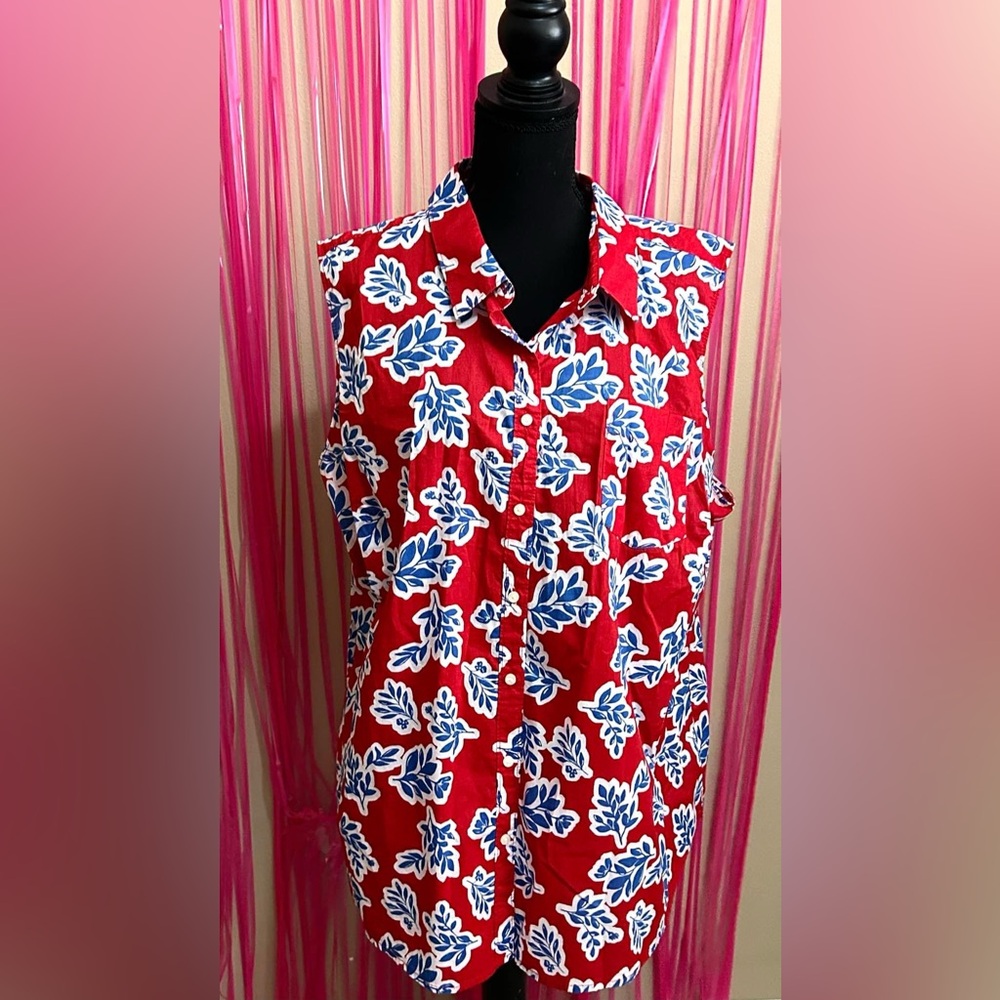 Floral sleeveless blouse